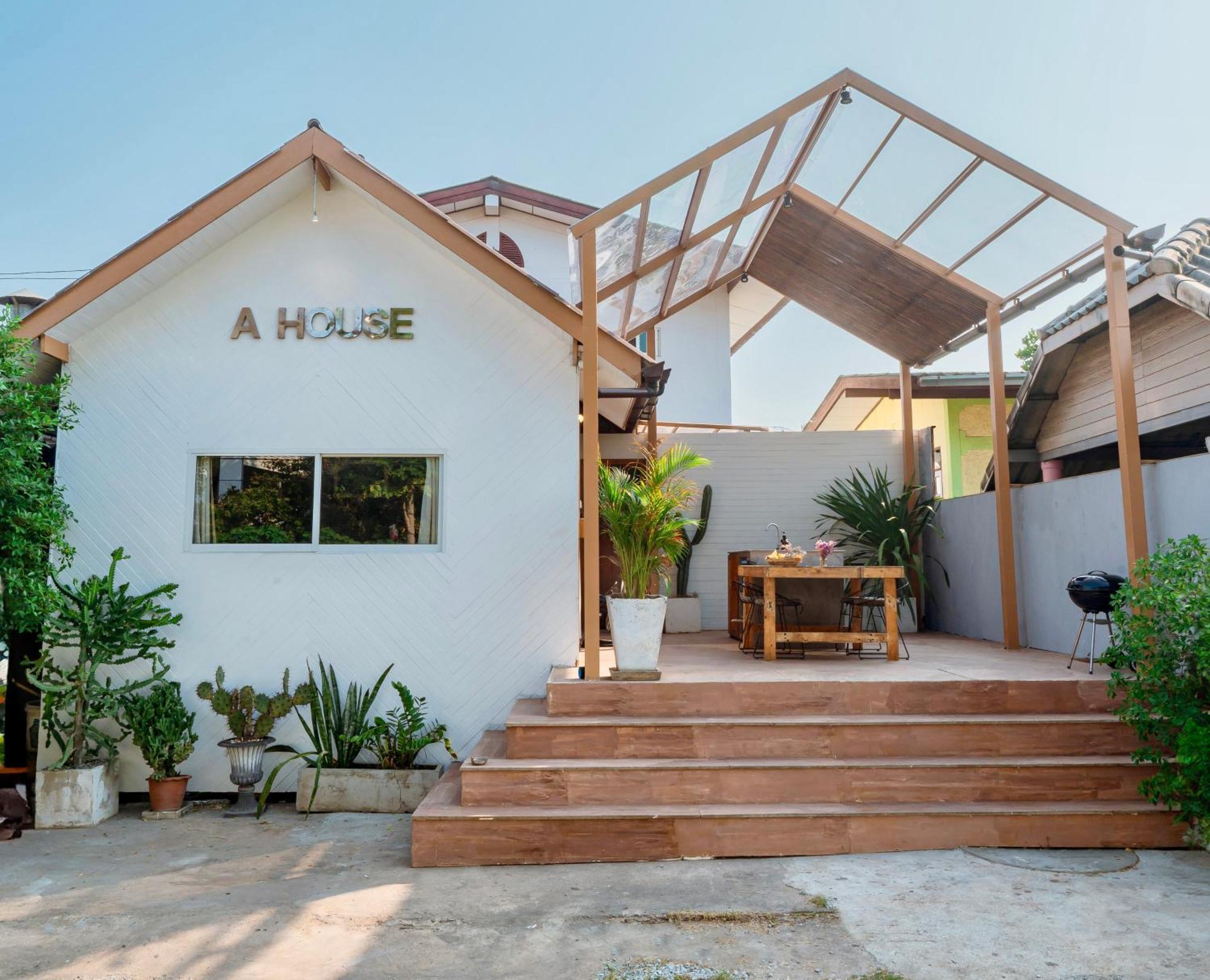 הוילה קו לארן A House מראה חיצוני תמונה